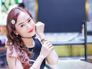 Nettha Oktavia, Sebagai Ibu Rumah Tangga Tetap Bisa Kreatif dan Berkarya Sesuai Hobi