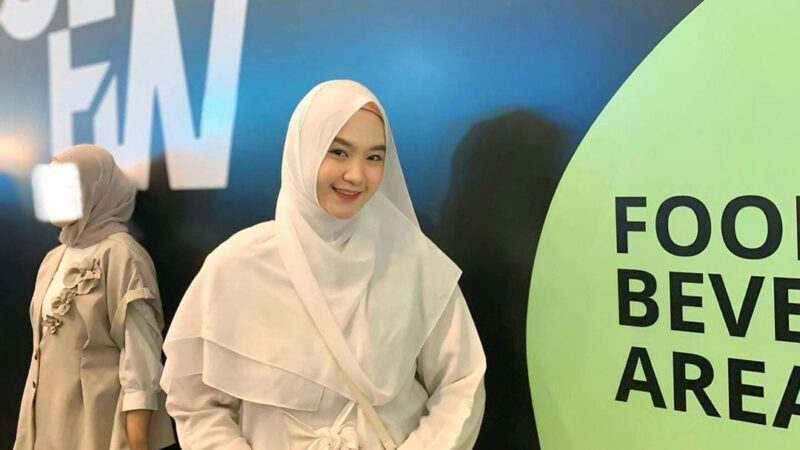 Wira Hanum, Buatlah Diri Kita Berharga Dimanapun Berada