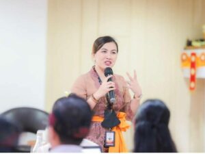 Ayu Diah Suryandari: Arti Sebuah Dedikasi & Mendengarkan Kata Hati