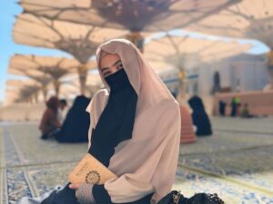 A. Besse Sucy Amalyah: Bersabarlah, Allah Tak Sia-siakan Pahala Orang yang Berbuat Kebaikan