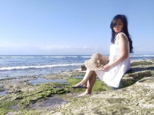 Alfonsia Lolita, Explore Beyond Conventional Boundaries To Discover Your True Self