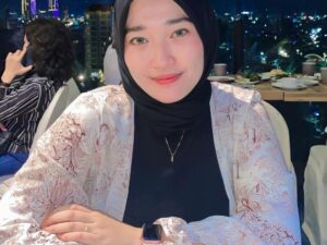 Fida Shafi’ Anizzalati, Ingin Memiliki Apotek dan Jadi Apoteker Milik Sendiri