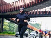 Mpok Lely Syamsiar, Tak Ada Kata Terlambat Memulai Olahraga, Umur Hanyalah Angka, Teruslah Bergerak!