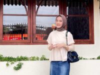 dr. Merry Amdika, M. Kes: Everything Takes Time. Bees Have to Move Very Fast to Stay Still