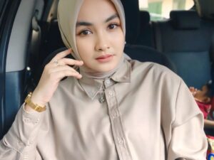 Vestiria Zultina, Olahraga Pound Seru, Menantang Untuk Lower Body dan Bisa Sharing Ilmu Parenting