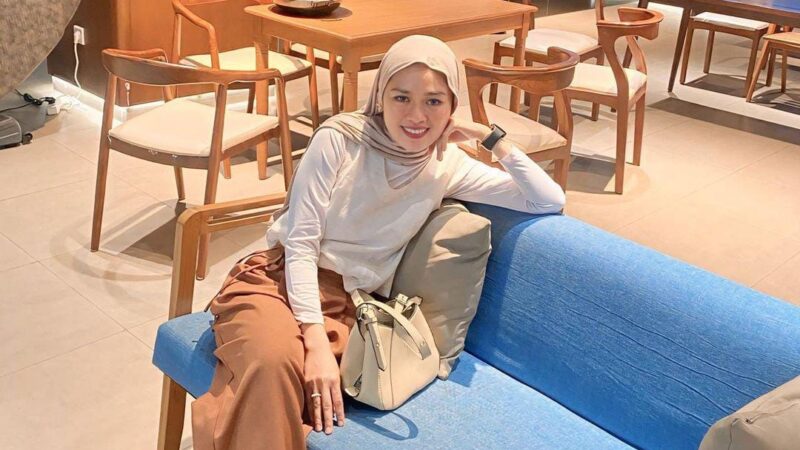 Ocha Wulansari, Selalu Bersyukurlah dan Berbagi Kebahagiaan dengan Orang Lain