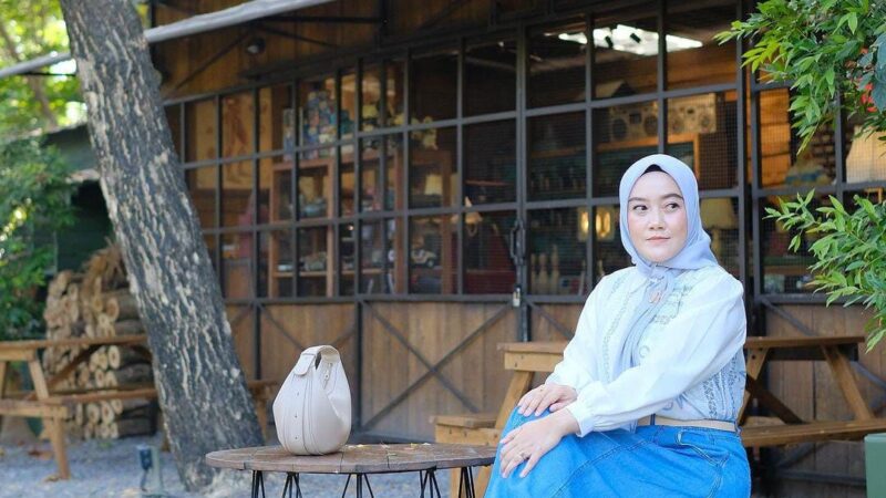 Nur Aini Fatimah, Awal Jadi Konten Kreator Suka Lakukan OOTD dan Join Komunitas