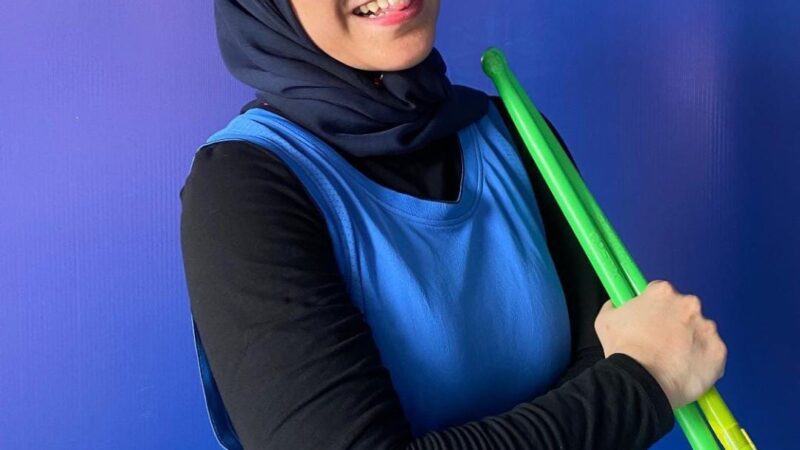 Farah Dina, Sebagai Perempuan Kita Jangan Pernah Berhenti Bermimpi!