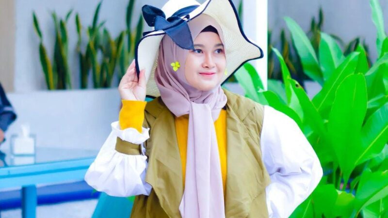 Wiwi Tarwiyah, It Is Never Too Late To Be What You Might Have Been