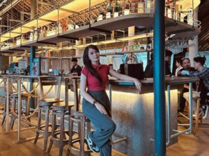 Amadhea Falencia Posumah, Tiap Manusia Itu Berproses, Nikmati Prosesnya, Terus Berusaha Jadi Pribadi yang Lebih Baik Setiap Hari