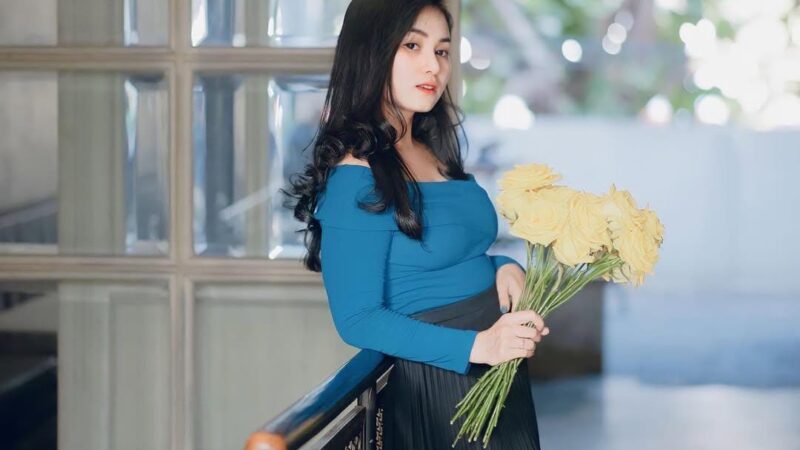 Ayu Risma, Jika Tidak Bisa Buat Bahagia Orang Lain Setidaknya Jangan Menyakitinya