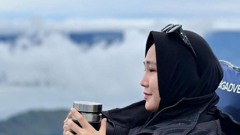 Khanza Anindya, Jangan Pernah Ragu Akan Rejeki yang Allah Berikan, Jalani dengan Baik dan Kuatkan Iman