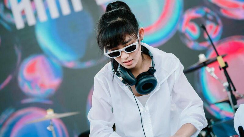 DJ Ana Livian: Jago Nge-DJ Tetapi Juga Belajar Parenting, Teknologi dan Ilmu Lainnya