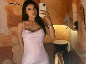 Ruri, Semua Wanita Itu Cantik Namun Harus Tetap Jaga Harga Diri