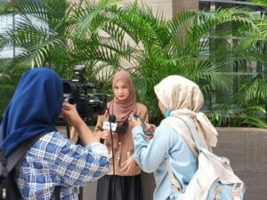 Euis Damayanti Ramadani: Jadi Ibu Bukan Satu Hambatan Kita Untuk Berkarya di Beragam Kondisi & Situasi