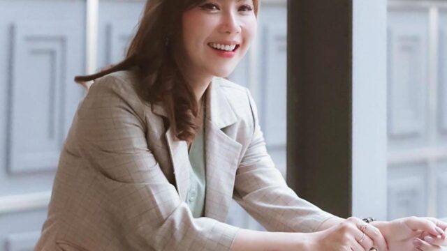 Lia Fahlevi, Bangga Kenalkan Budaya Negeri Ke Mancanegara Lewat Angklung, dan Semoga Makin Berkembang Potensi Dirinya