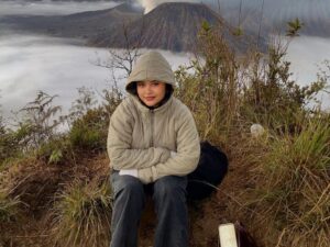 Salsabila Wijaya, Tak Perlu Menjadi Paling dalam Beberapa Hal Cukup Jadi Orang Mau Belajar