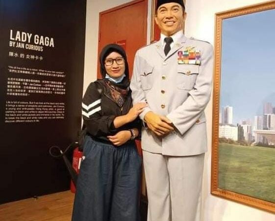 Fini Firdian, Lulusan SMP, Seorang ART di Hongkong & Menulis Puluhan Buku