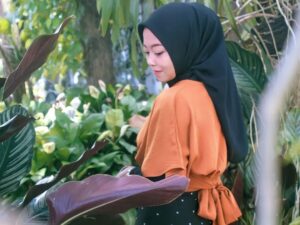 Viranita E.Y, Jika Kita Sedang Berkisah, Jangan Orang Lain yang Memegang Pena-nya