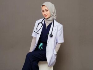 Dian Nafazila, S. Ked, Dilancarkan Studinya Agar Bisa Membantu Banyak Orang