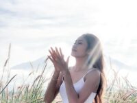 Keren Azuba Nataluna Thio, Bertemu Orang Hebat Lewat Networking dan Jangan Lupa Berbagi Sesama Lewat Rejeki yang Tuhan Titipkan