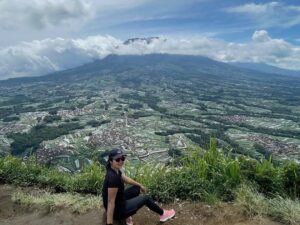 Puteri Wulandari, Lakukan Sesuatu dengan Ikhlas dan Hati yang Happy!