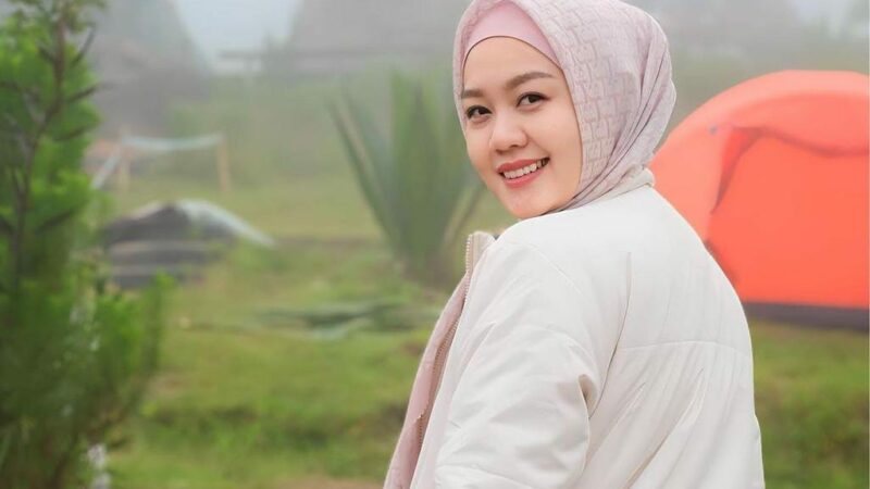 Monika Meirizca: Selalu Belajar Tiap Hari Untuk Menyenangkan Hati Orang Lain