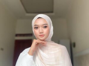 Wina Lerina, Kenali Potensi Diri Kita, Tekuni dan Jadilah Orang yang Beri Manfaat Positif Bagi Orang Sekitar