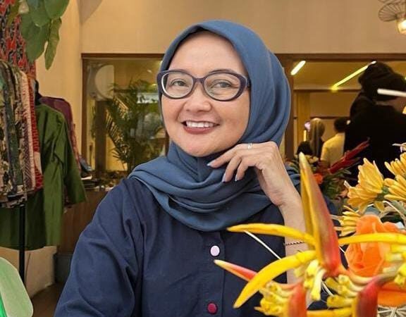 Elsi Soetarno, Kita Semua Berharga, Ketika Ada Sejuta Hal yang Buat Kita Down, Temukan Alasan Agar Kita Kuat Bertahan