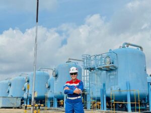 Endah Rumbiyanti, Dont Limit Your Challenge, But Challenge Your Limit