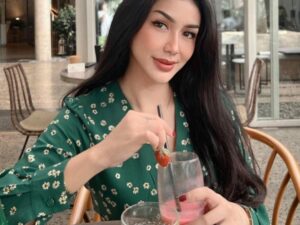 Rekha Lena, Suka Berbagi Kiat Wirausaha & Kolaborasi Kebaikan