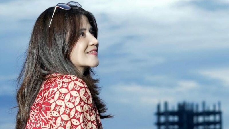 Dr Yovi: Tetaplah Menjadi Cahaya Untuk Sekelilingmu