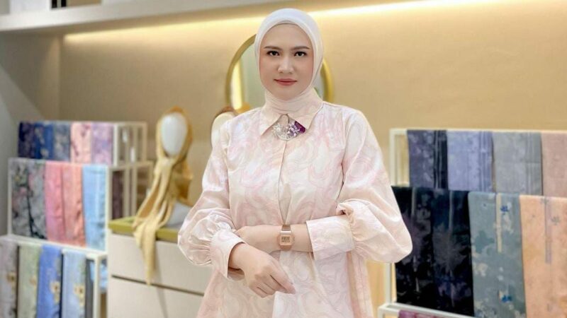 Indah Ahmad, Awalnya Pemalu Sekarang Jadi Brand Ambassador dan Influencer