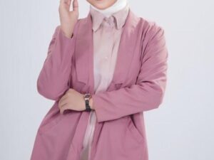 Cantika Maulidiya, Terus Berusaha Jangan Lupa Bersyukur dan Senantiasa Berbagi Kebaikan