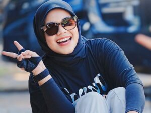 Annisa Shabrina Muti’ah, Walau Mungkin Keadaan Sulit Ingatlah Allah, Jangan Lupa Poundfit!