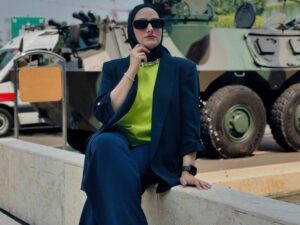 Kausar Adjab Khan, Dunia Politik Sangat Menyenangkan, Dinamis dan Up to Date