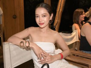 Jean Jenny, Kehidupan dengan Segala Naik Turun Adalah Bagian dari Perjalanan