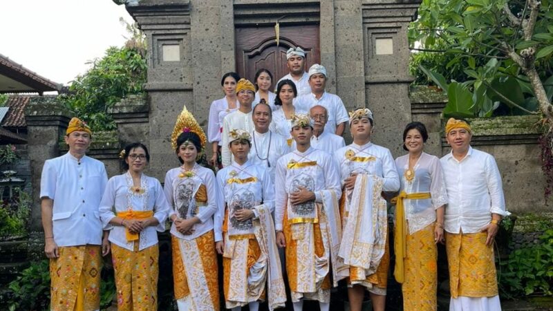 Metatah / Potong Gigi di Griya Agung Indra Gandhi Manuaba, Klungkung
