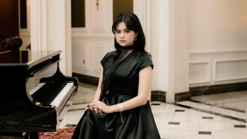 Bella Bachtiar, Fokus Pada Diri Kita dan Orang-orang yang Mencintai Kita