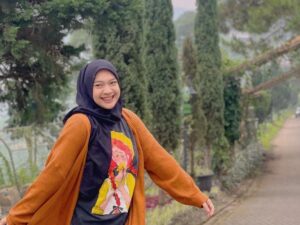 Puspa Indah, Kemanapun Kita Pergi Lakukan Sesuatu dengan Segenap Hati