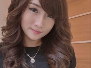 Karina Hoe, Love Yourself Instead Of Loving The Idea Of Other People Loving You