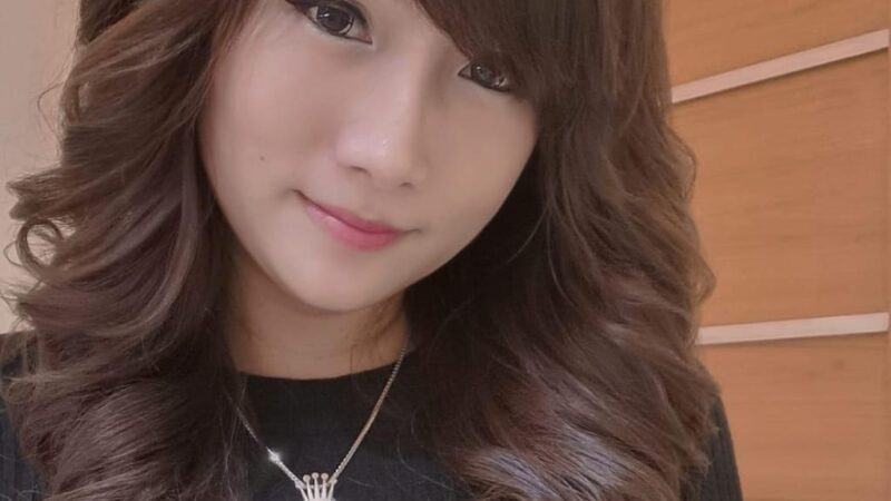 Karina Hoe, Love Yourself Instead Of Loving The Idea Of Other People Loving You