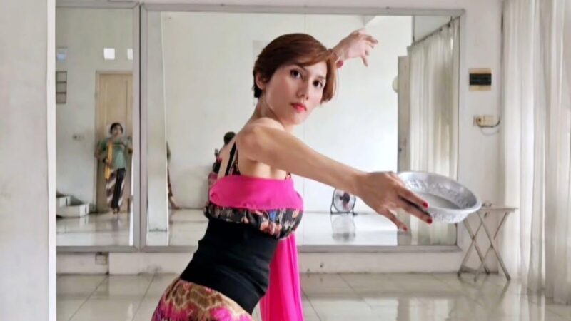 Tyas Saria, Usia Bukan Penghalang untuk Terus Bertumbuh dan Berkarya