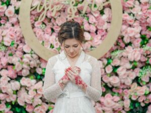 Nopita Pagrelia, Tiap Umroh Ada Rasa Ingin Kembali Terus Ke Sana