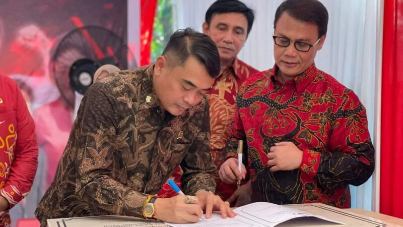 AWK Hadiri Peresmian The Sukarno Marhaen East Institute Makassar