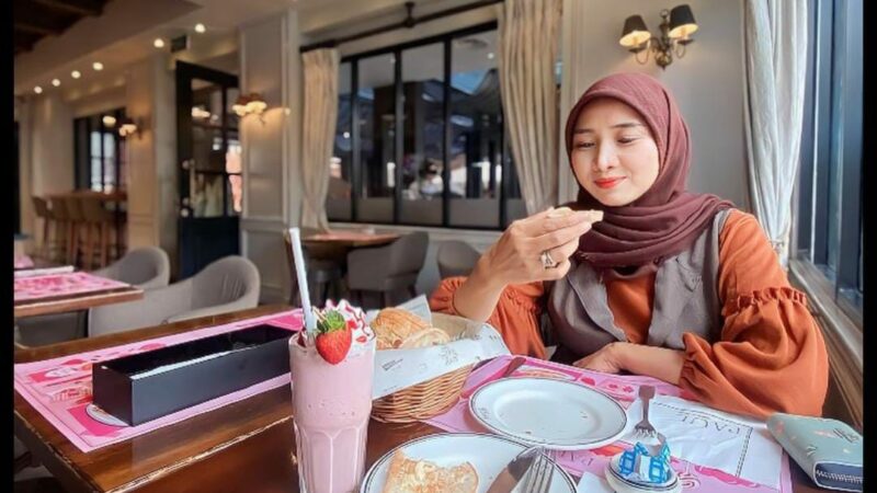 Sabrina Salsabila, Menikmati Bisnis Bidang Kreatif dan EO karena Bertambah Relasi dan Bisa Kolaborasi Bareng