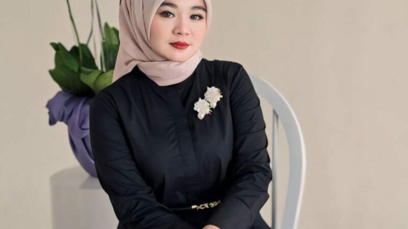 Emi Purnama Sari, Terjun Dunia Endorser dan Konten Kreator Bermula Tak Sengaja Menjadi MUSE Brand Hijab