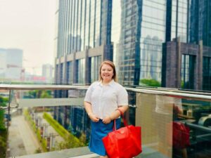 Miralda Indriani Dewi, SE: Penghargaan Sejati Diperoleh Bukan Banyaknya Uang Tapi Sikap dan Kepribadian