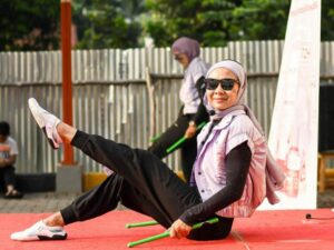 Desi Natalia, Selalu Bersyukur Membuat Hati Tenang dan Bahagia