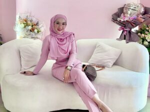 dr. Tina Bayu Ajie, Awet Muda Bukanlah Soal Tentang Melawan Usia!